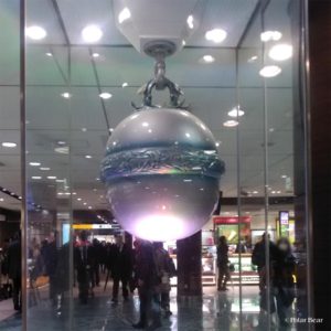 東京駅　銀の鈴　ポーラベア